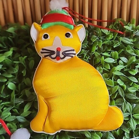 3 Vintage Cat Ornaments - Picture 3 of 10